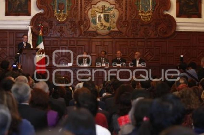 CONFERENCIA COLEGIO DEL ESPÍRITU SANTO A LA BUAP