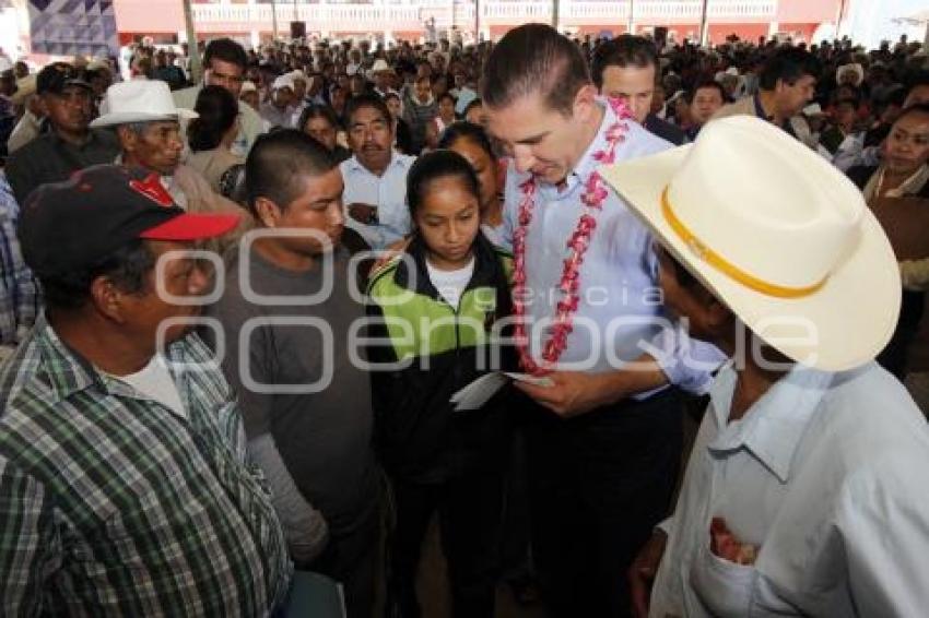 ENTREGA DE APOYOS . NAUPAN