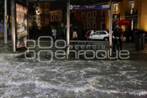 LLUVIA . INUNDACIONES