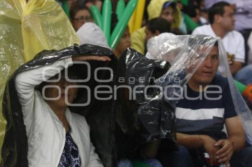 BÉISBOL . PERICOS VS LEONES