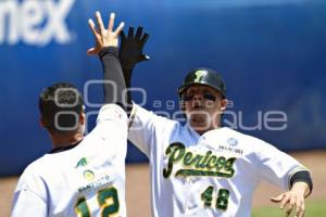 BÉISBOL . PERICOS VS LEONES