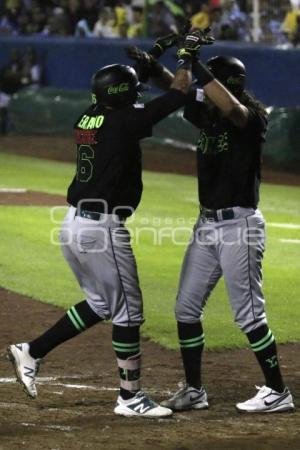 BÉISBOL . PERICOS VS LEONES