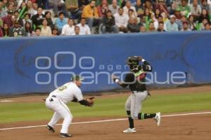 BÉISBOL . PERICOS VS LEONES