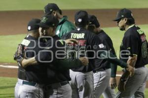 BÉISBOL . PERICOS VS LEONES