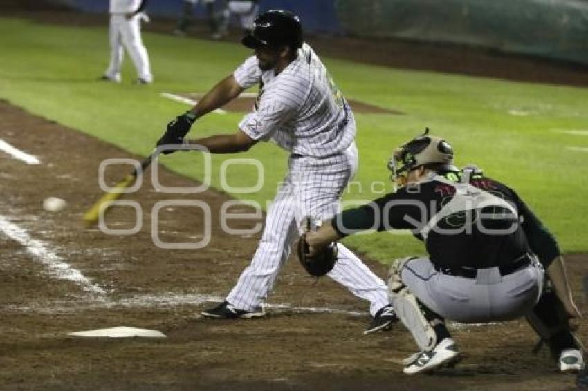 BÉISBOL . PERICOS VS LEONES