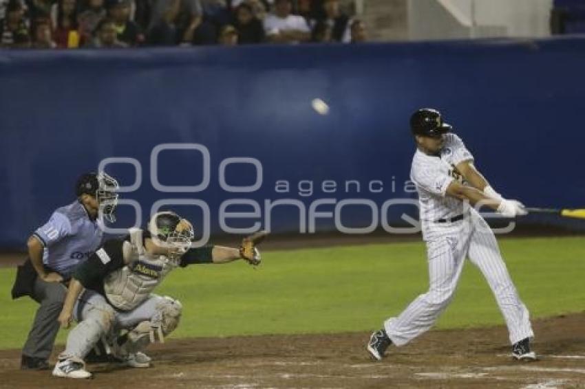 BÉISBOL . PERICOS VS LEONES