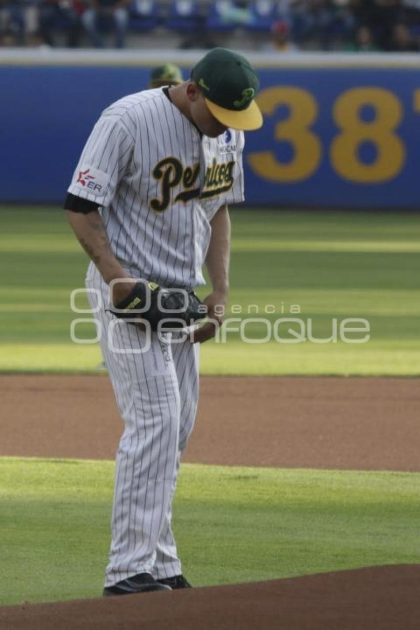 BÉISBOL . PERICOS VS LEONES