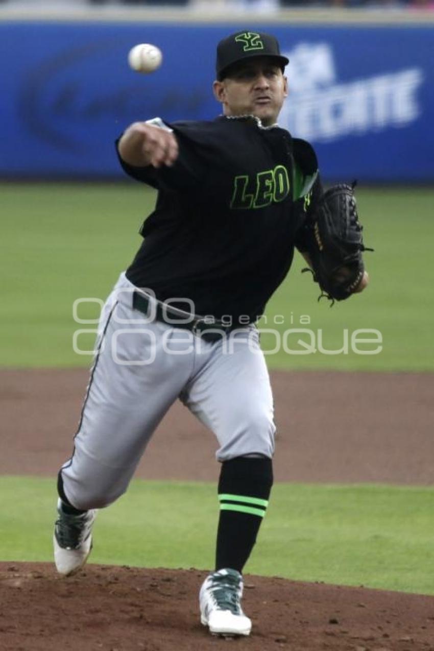 BÉISBOL . PERICOS VS LEONES