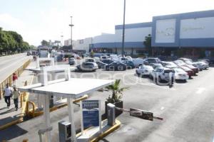 ESTACIONAMIENTOS