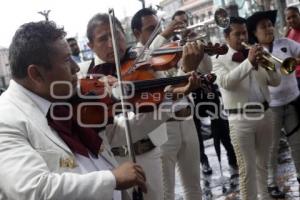 HOMENAJE A JUAN GABRIEL