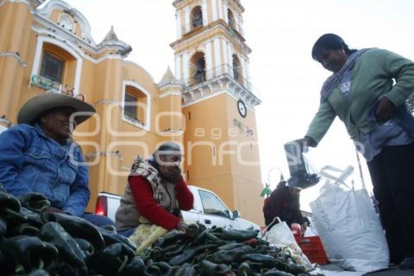 CHOLULA . TRUEQUE