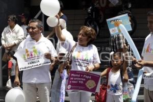 MARCHA DEL FRENTE NACIONAL POR LA FAMILIA