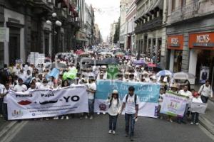 MARCHA DEL FRENTE NACIONAL POR LA FAMILIA