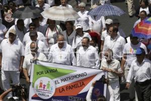 MARCHA DEL FRENTE NACIONAL POR LA FAMILIA