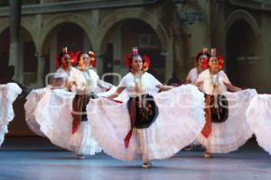 MEXICANERÍAS . BALLET FOLKLÓRICO