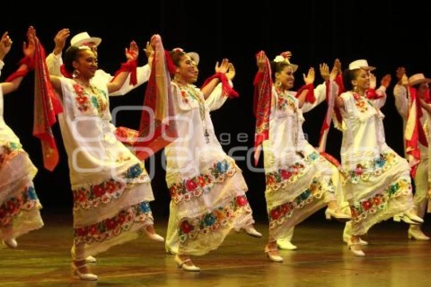 MEXICANERÍAS . BALLET FOLKLÓRICO