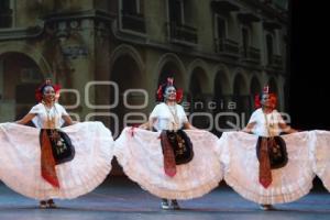 MEXICANERÍAS . BALLET FOLKLÓRICO