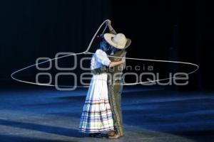 BALLET FOLKLÓRICO DE AMALIA HERNÁNDEZ