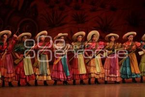 BALLET FOLKLÓRICO DE AMALIA HERNÁNDEZ