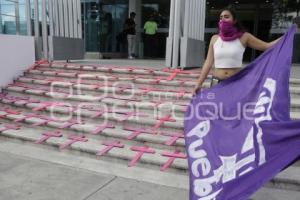 MANIFESTACIÓN CONTRA EL FEMINICIDIO