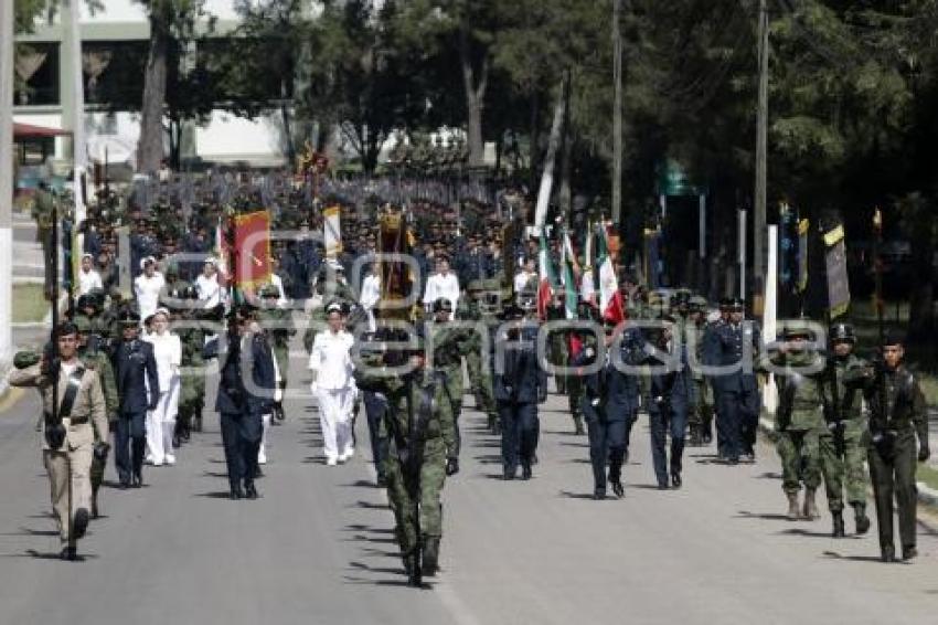 ENSAYO DESFILE 25 ZONA MILITAR