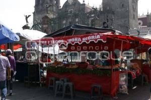 GRITO DE INDEPENDENCIA . INSTALACIÓN VENDEDORES