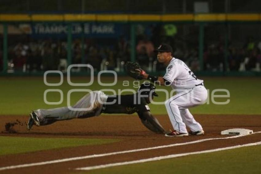 SERIE DEL REY . TOROS VS PERICOS