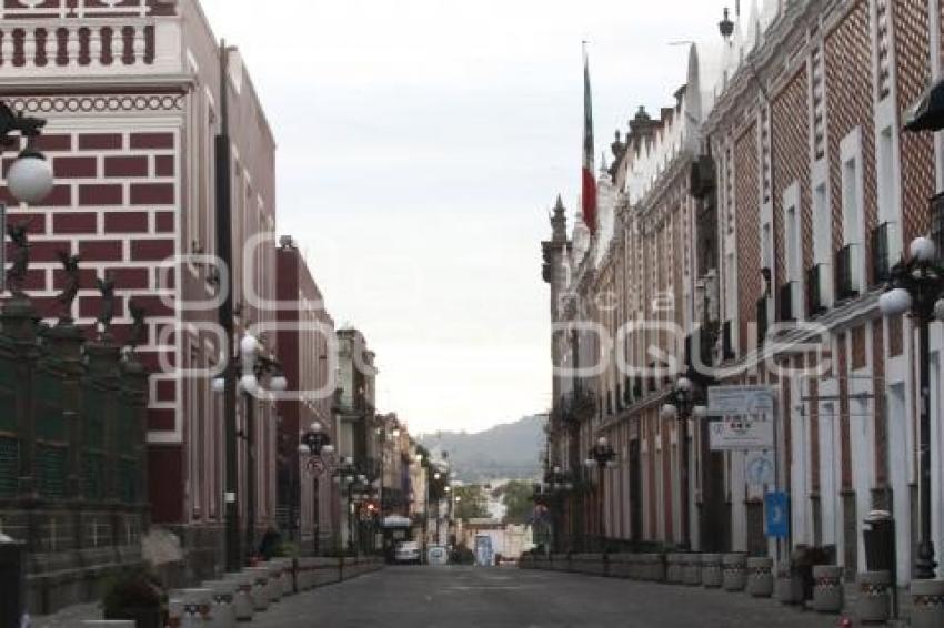 CALLES VACÍAS