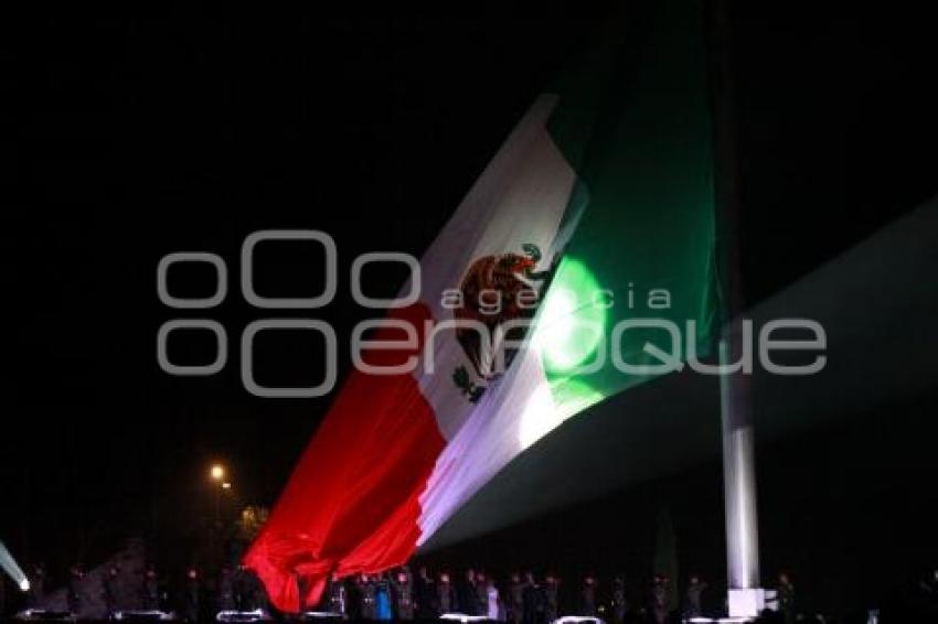 GRITO DE INDEPENDENCIA . PLAZA DE LA VICTORIA