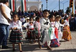 DESFILE 16 DE SEPTIEMBRE . ACATLÁN