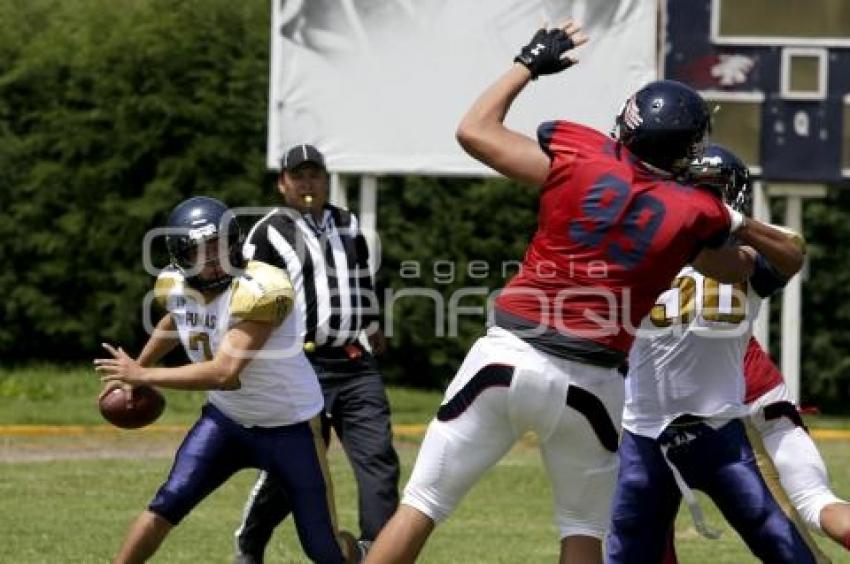 FÚTBOL AMERICANO . UMAD VS PUMAS FES