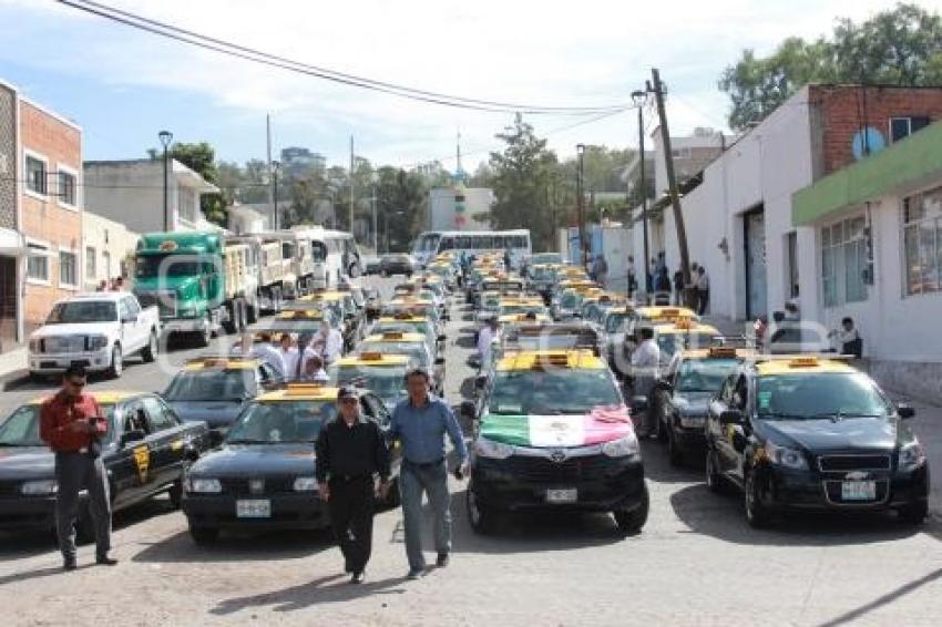 CONSEJO TAXISTA . CARAVANA