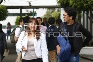 BUAP . UNIVERSITARIOS