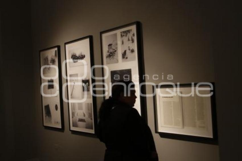 EXPOSICIÓN KOZMIC BLUES