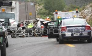 ACCIDENTE . CARRETERA CUACNOPALAN-OAXACA