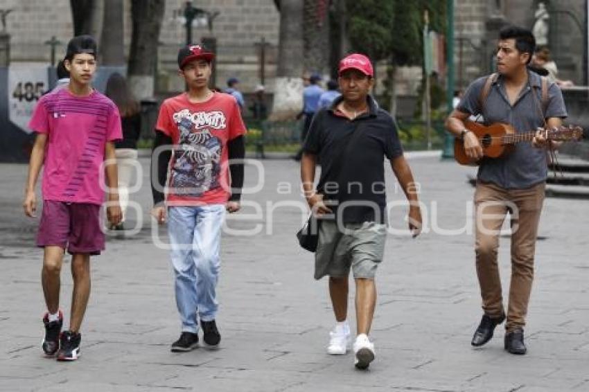 AGOSTO MES DE LA JUVENTUD