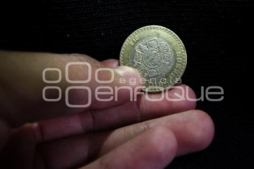 ECONOMÍA . DINERO