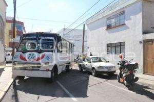 CHOQUE MINISTERIALES Y TRANSPORTE PÚBLICO