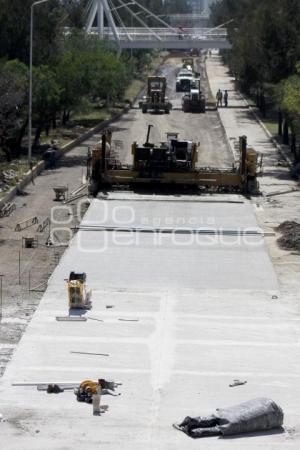 PAVIMENTACIÓN . BULEVAR DEL NIÑO POBLANO