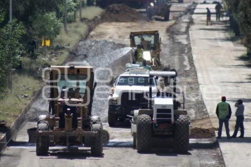 PAVIMENTACIÓN . BULEVAR DEL NIÑO POBLANO