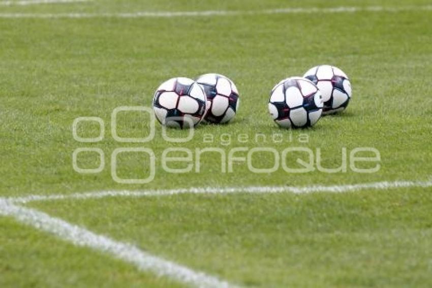 FÚTBOL . CLUB PUEBLA VS TOLUCA