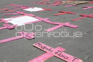 MANIFESTACIÓN CONTRA FEMINICIDIOS