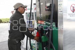 GASOLINA . ECONOMÍA