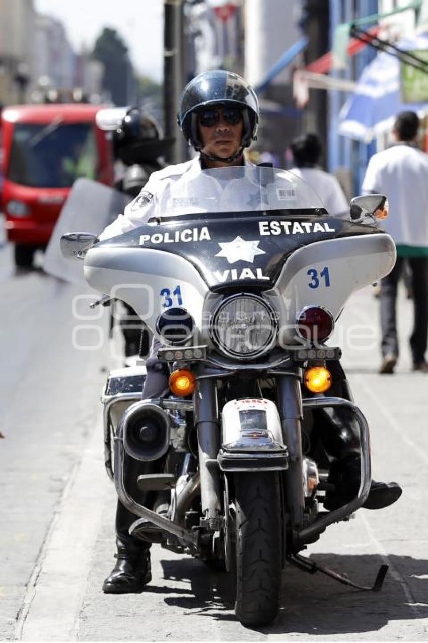 POLICÍA