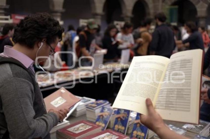 PRIMERA FERIA DEL LECTOR