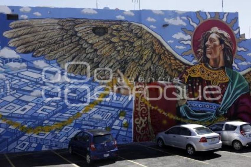 MURALES DE MAYÚSCULA