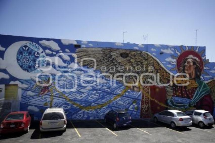 MURALES DE MAYÚSCULA