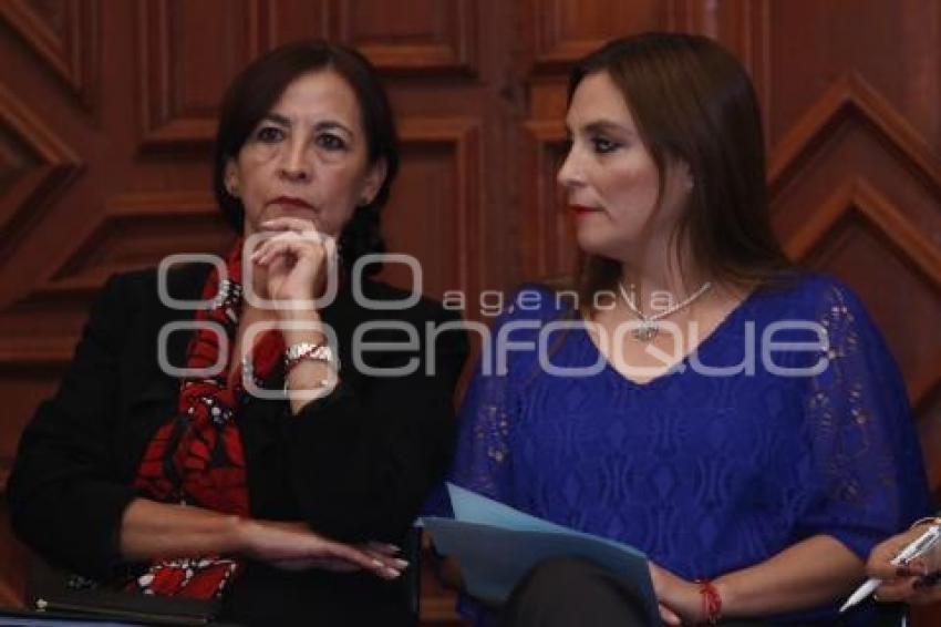 FORO EMPODERAMIENTO DE LA MUJER