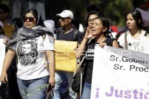 MARCHA CONTRA FEMINICIDIOS