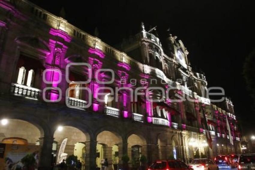 ILUMINACIÓN . LUCHA CONTRAL EL CANCER DE MAMA